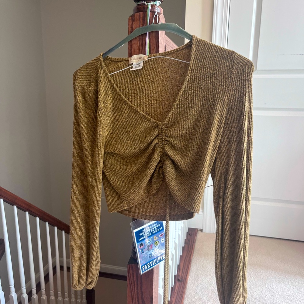 Altar’d state banana colored long sleeve crop top